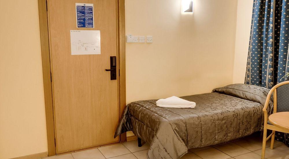 Hotel Sliema Chalet Hotel 3*